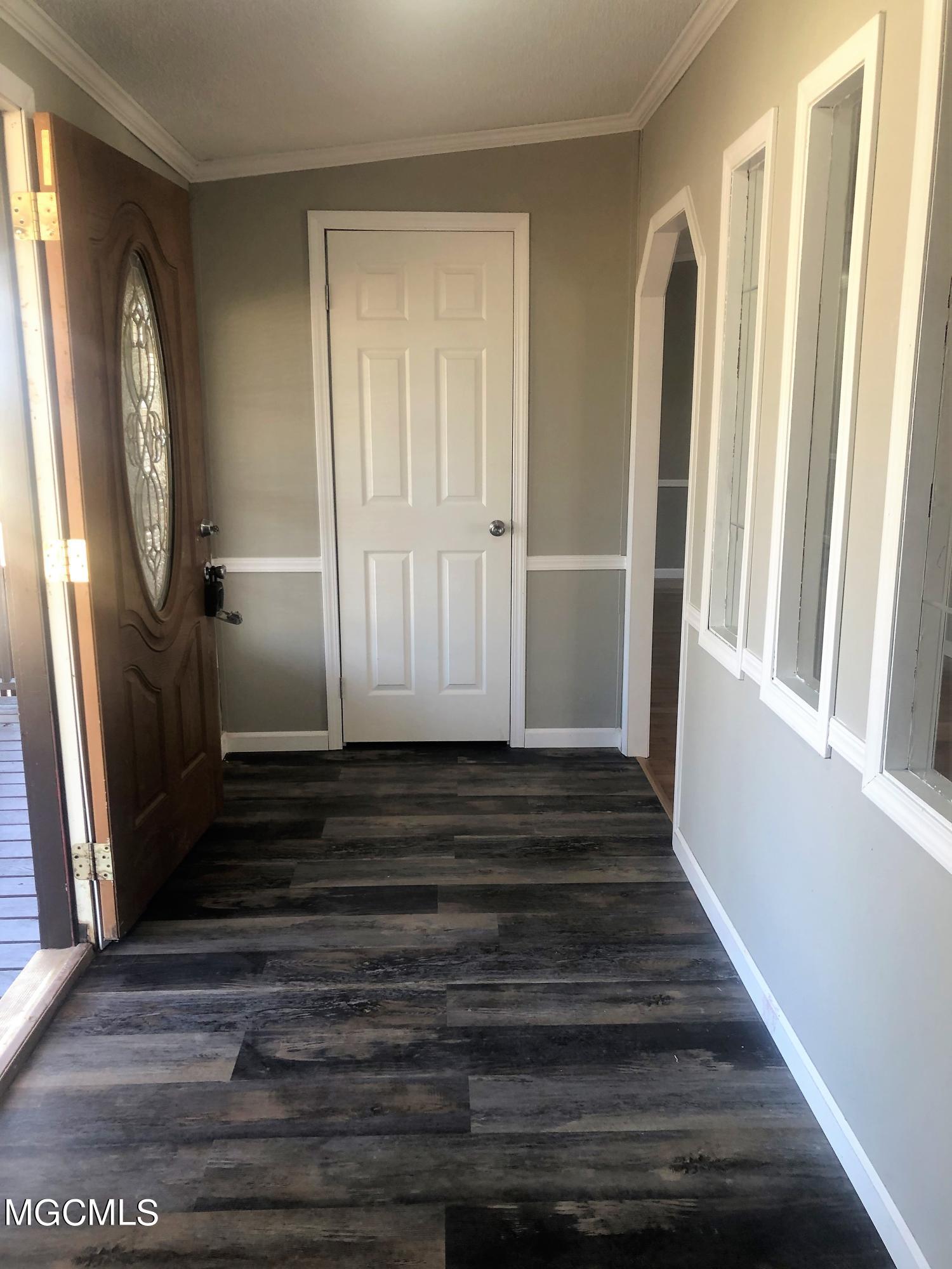 756 Morriston Road Petal, MS 39465 - Photo 6 of 32 Foyer