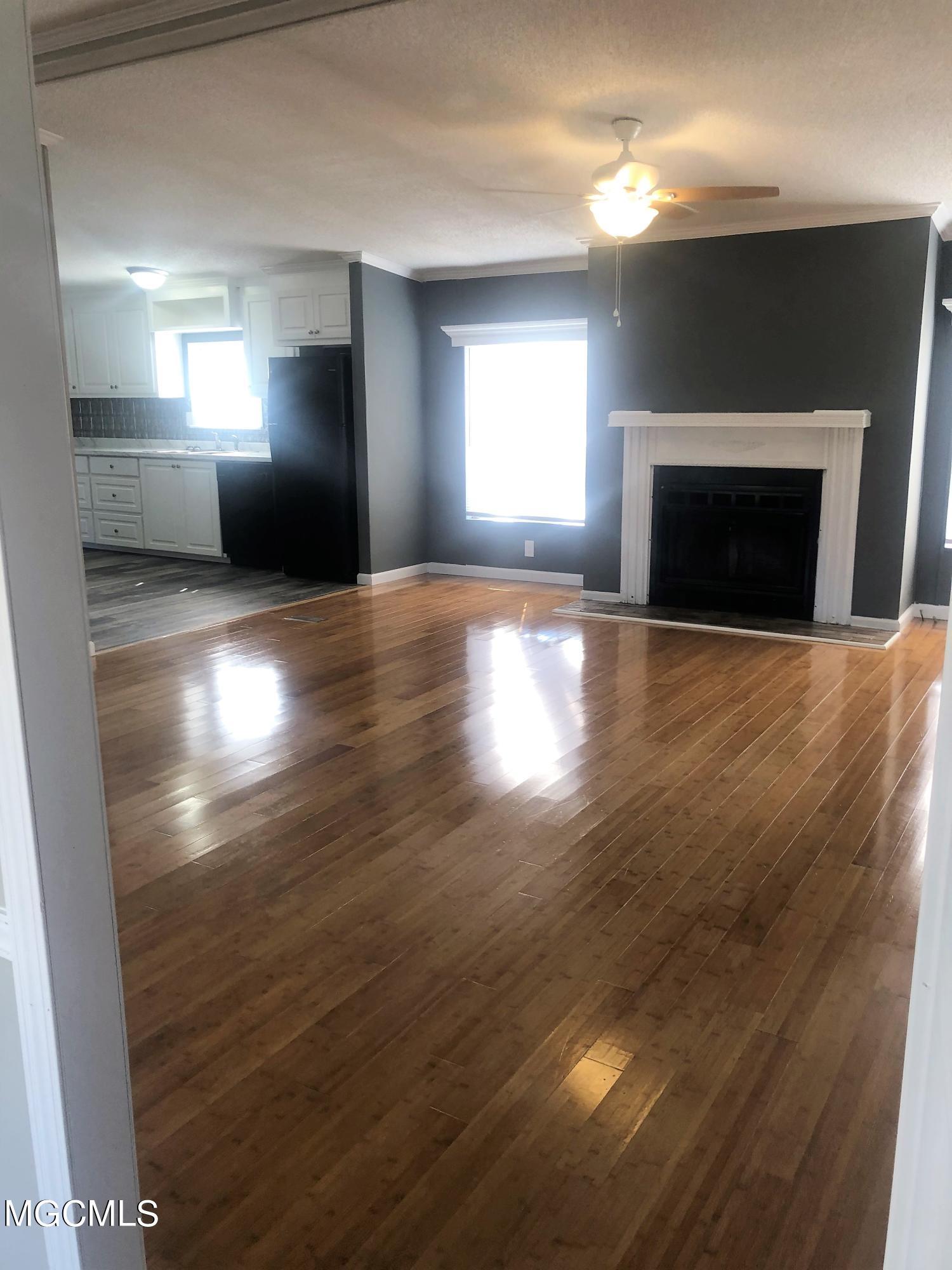 756 Morriston Road Petal, MS 39465 - Photo 8 of 32 Living Room