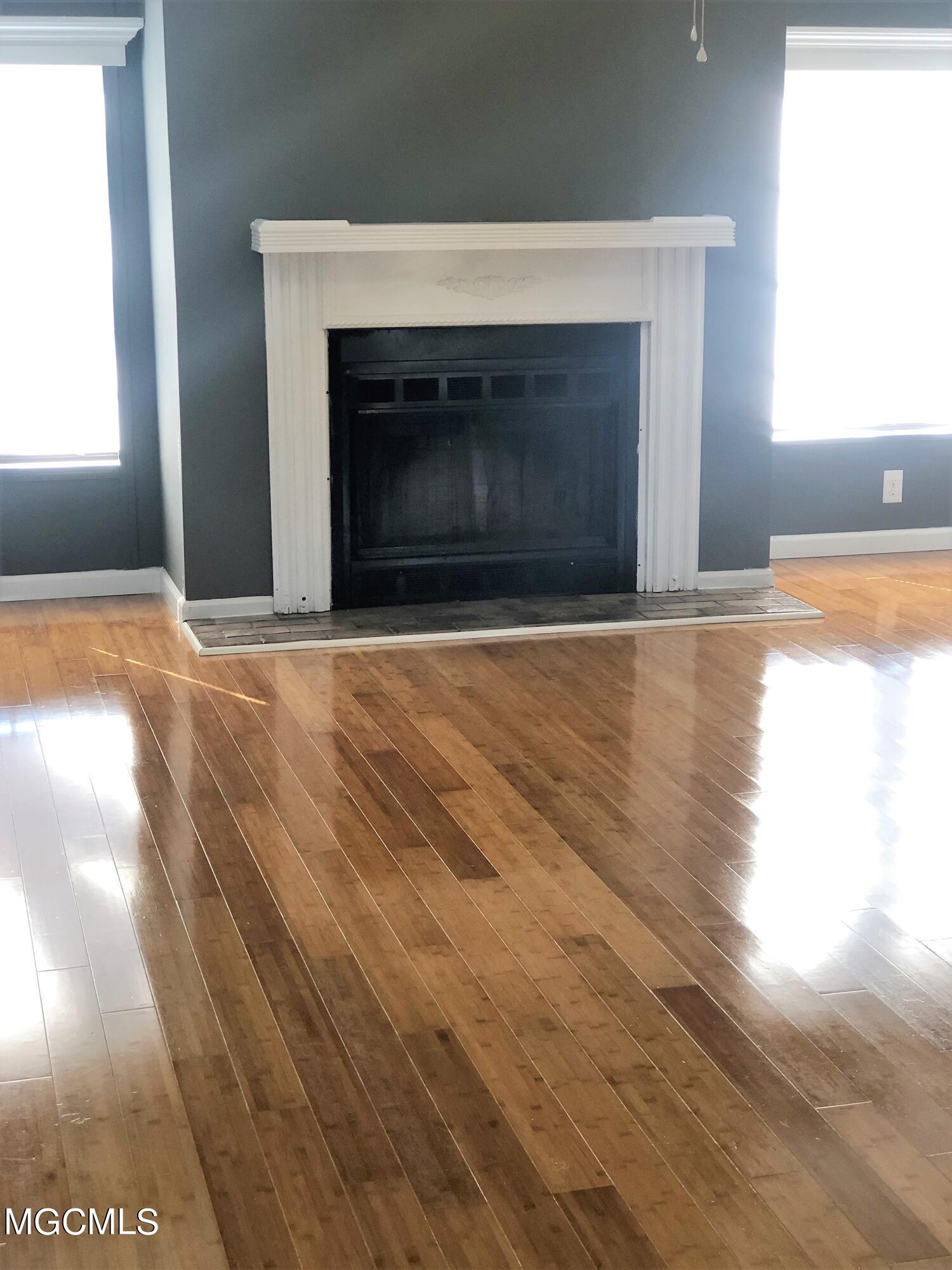 756 Morriston Road Petal, MS 39465 - Photo 9 of 32 Living Room