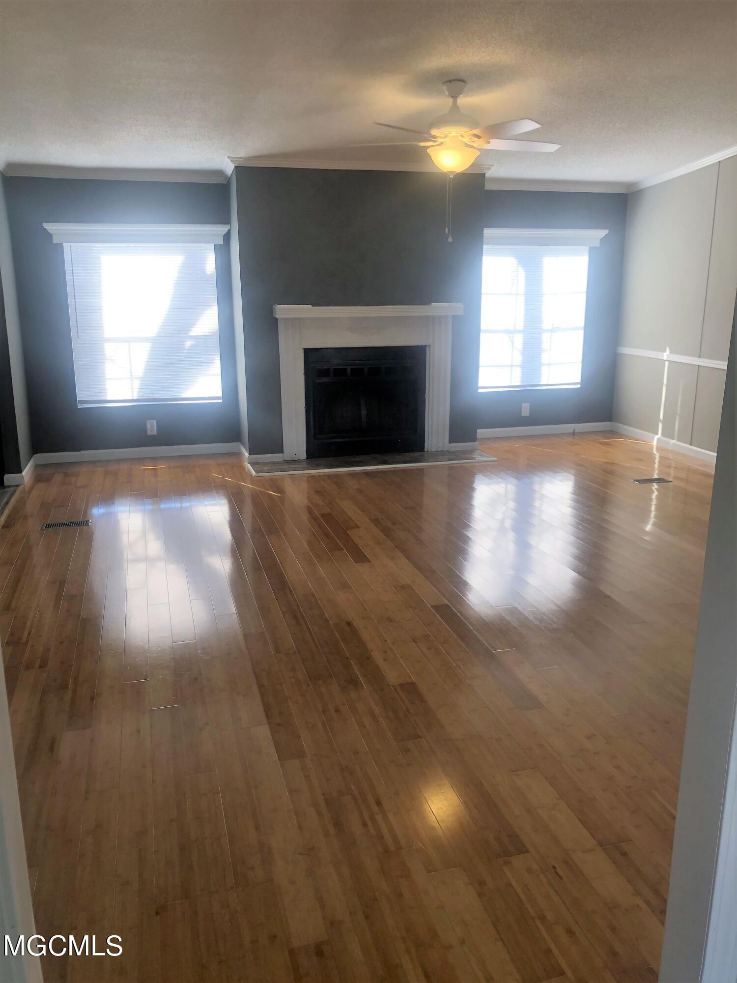 756 Morriston Road Petal, MS 39465 - Photo 10 of 32 Living Room