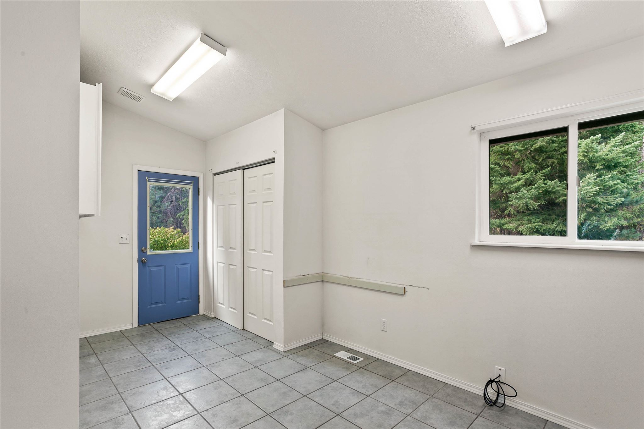 41313 North Eloika Lake Front Road Elk, WA 99009 - Photo 20 of 40 Gallery Image 20