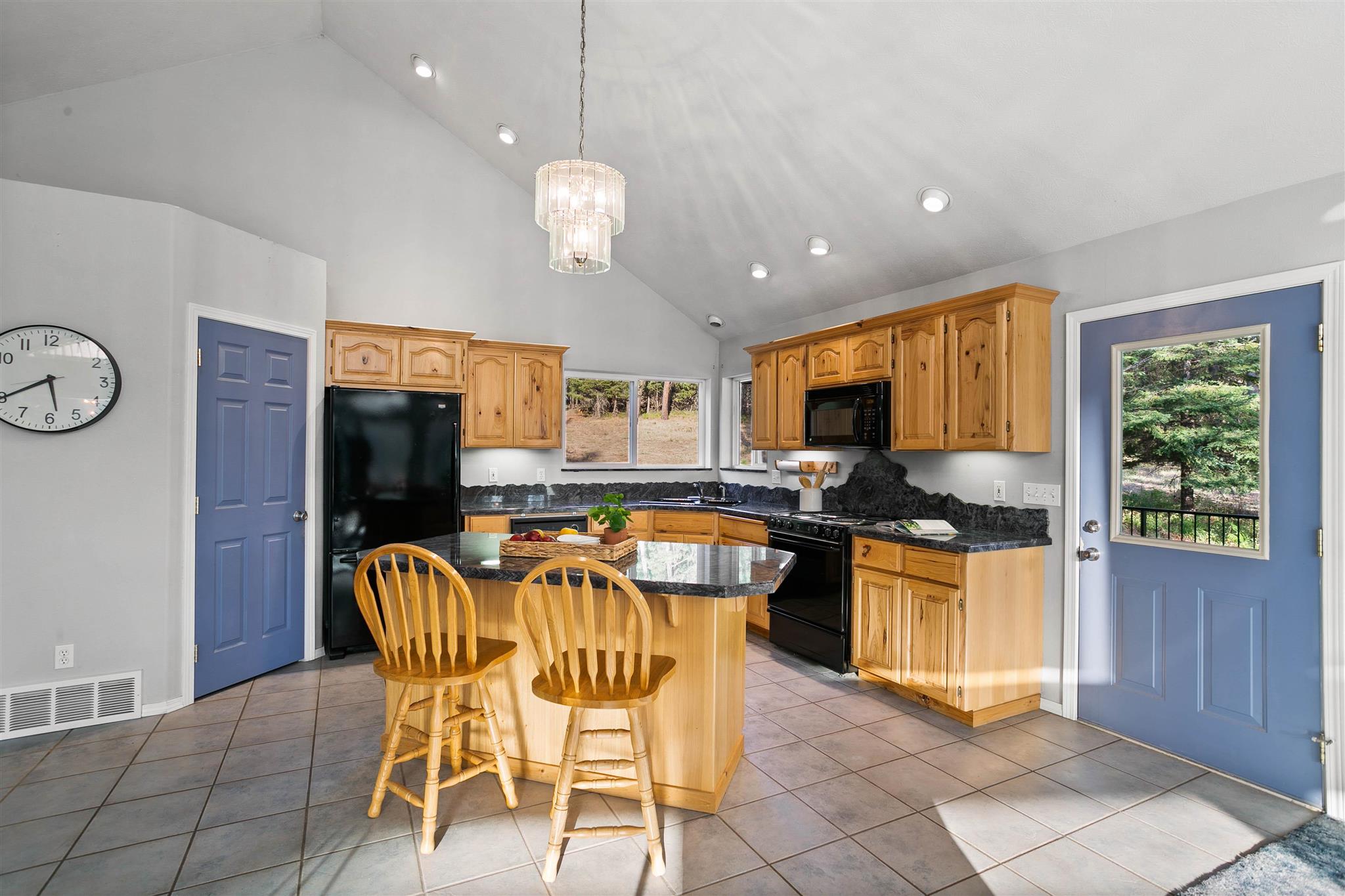 41313 North Eloika Lake Front Road Elk, WA 99009 - Photo 10 of 40 Gallery Image 10
