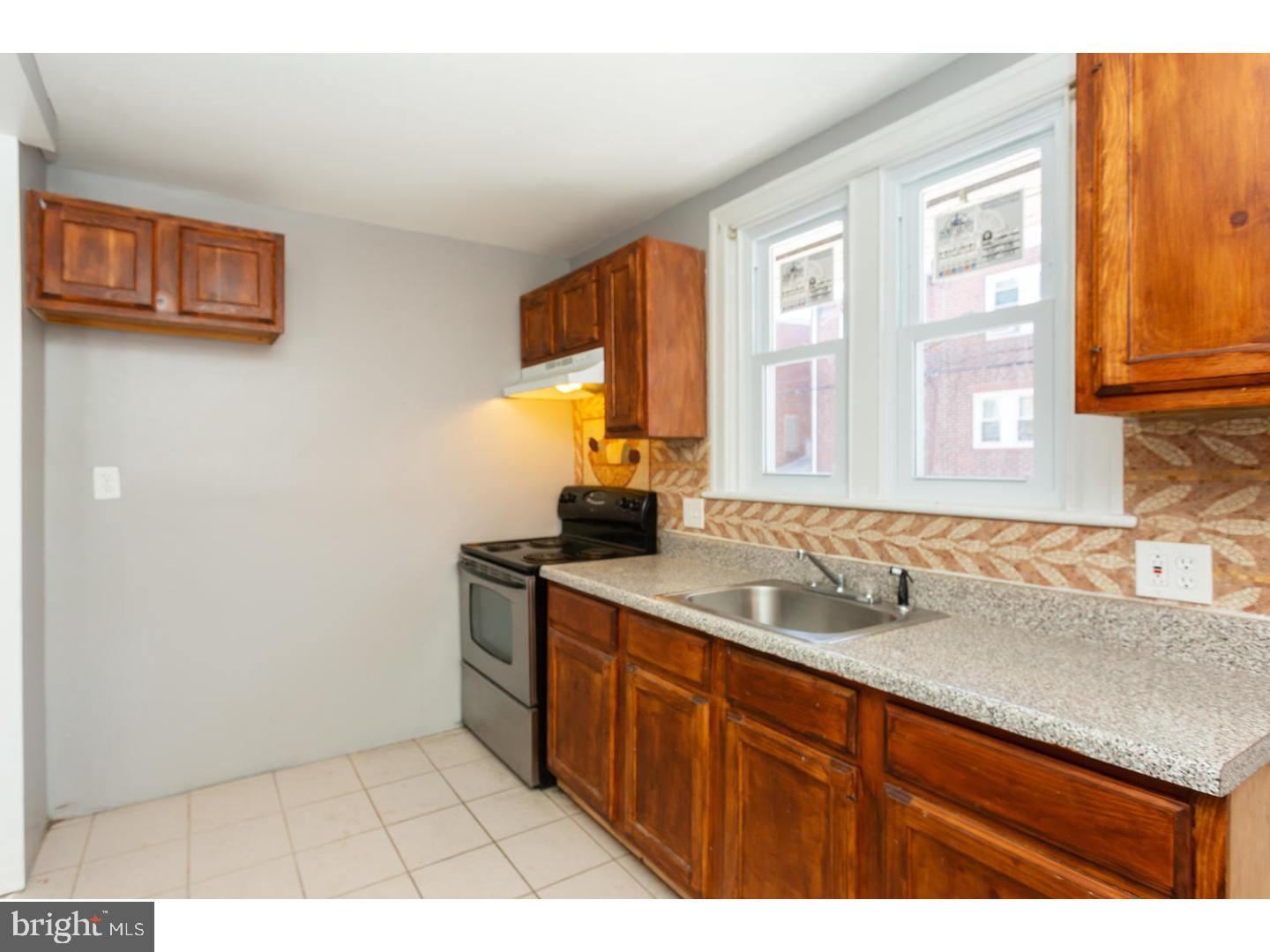 5625 Miriam Road Philadelphia, PA 19124 - Photo 7 of 25 Kitchen