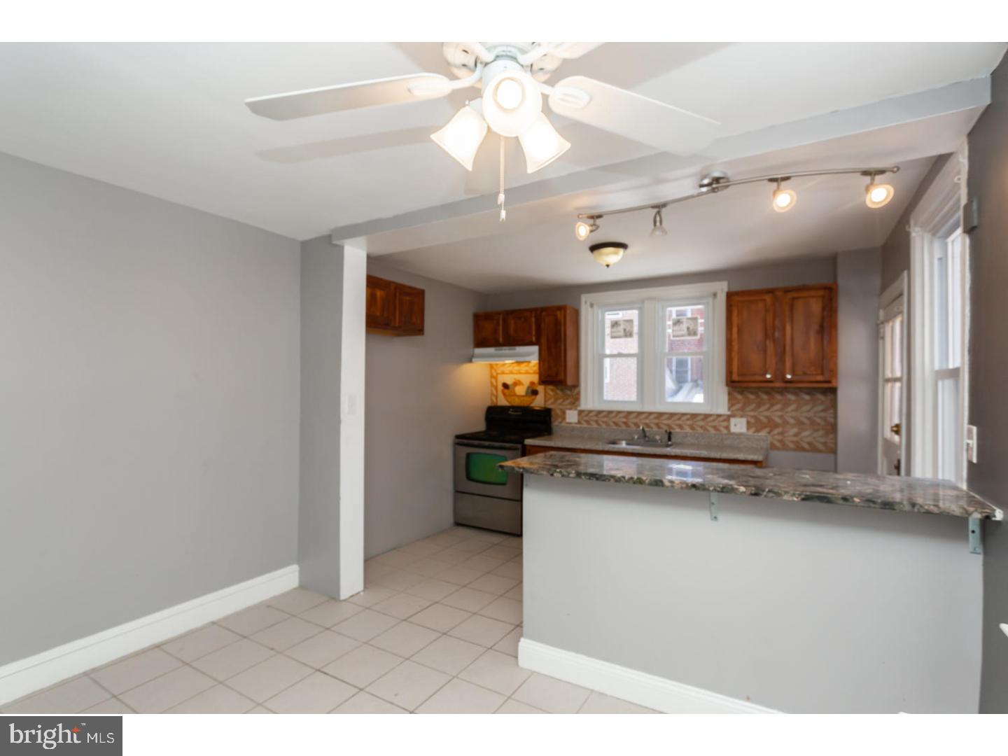 5625 Miriam Road Philadelphia, PA 19124 - Photo 9 of 25 Kitchen