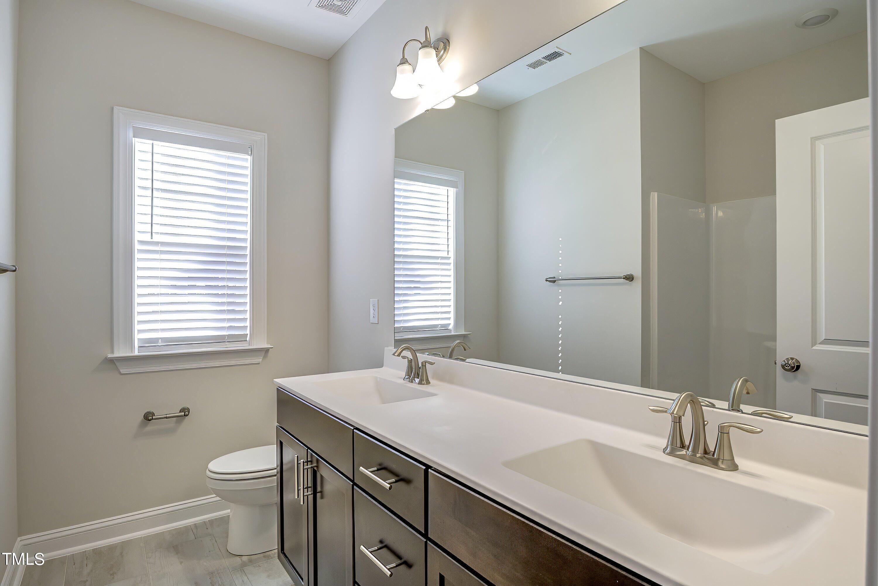 1829 Knights Crest Way Wake Forest, NC 27587 - Photo 34 of 48 40-1829-Knights-Crest (40)