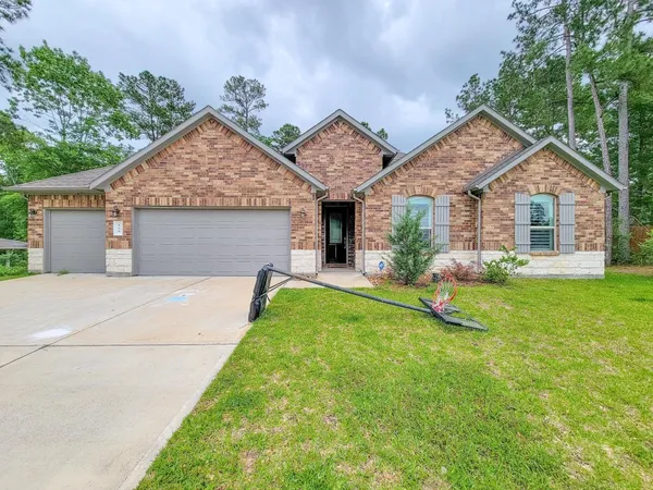 $3,400 | 129 Jim Hall Lane, New Waverly, TX 77358