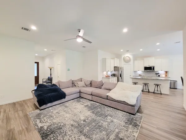 $3,400 | 129 Jim Hall Lane, New Waverly, TX 77358