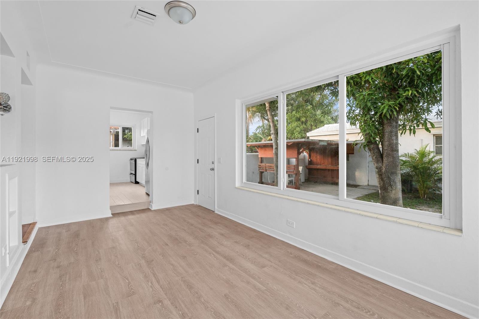 201 South Biscayne River Drive, Unit A Miami, FL 33169 - Photo 13 of 41