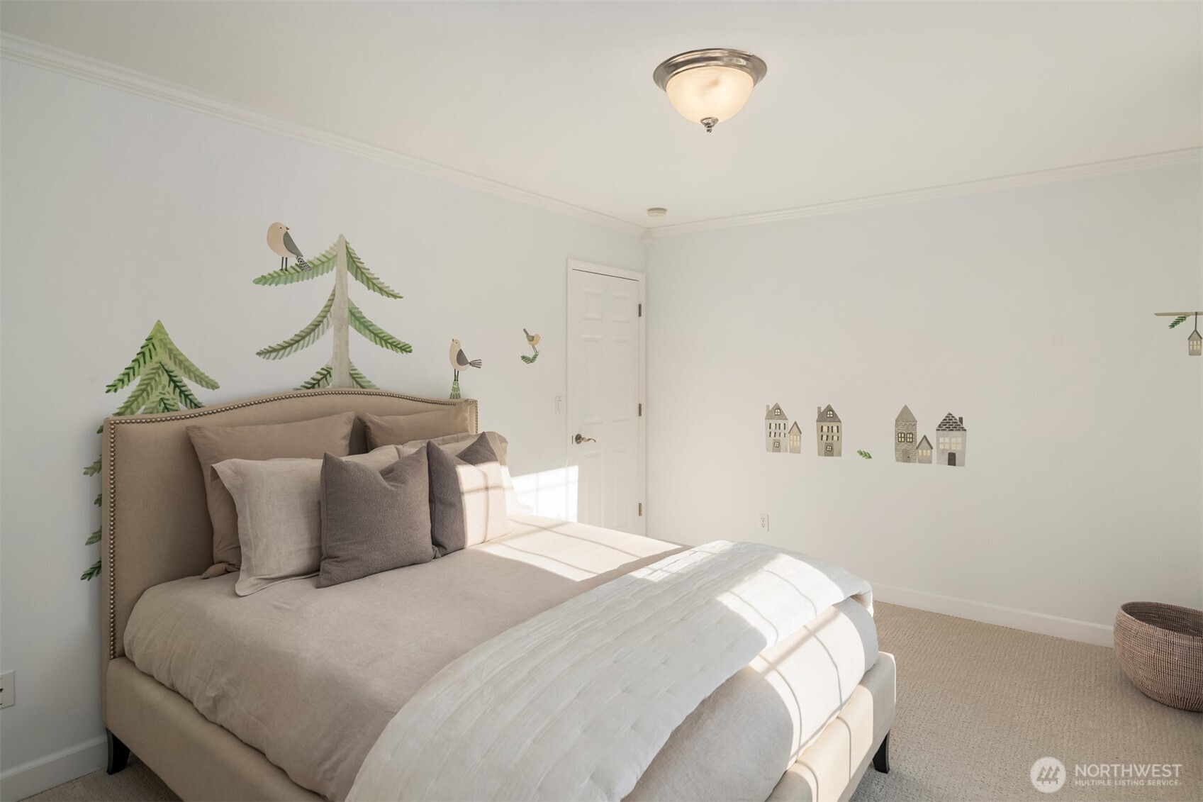 3129 115th Avenue Southeast Snohomish, WA 98290 - Photo 25 of 40 a bedroom with bed and a night stand