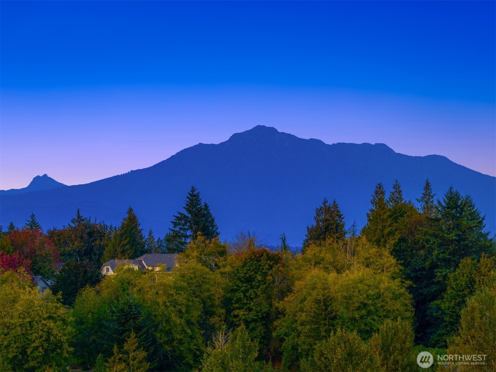 3129 115th Avenue Southeast Snohomish, WA 98290 - Photo 36 of 40 a view of a sunset
