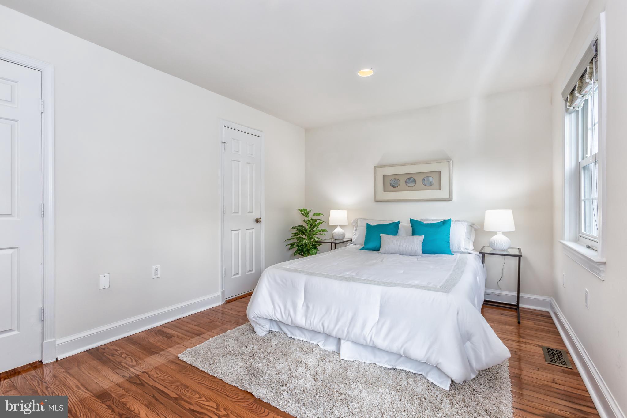 1408 Foxhall Road Northwest Washington, DC 20007 - Photo 18 of 33 Master bedroom