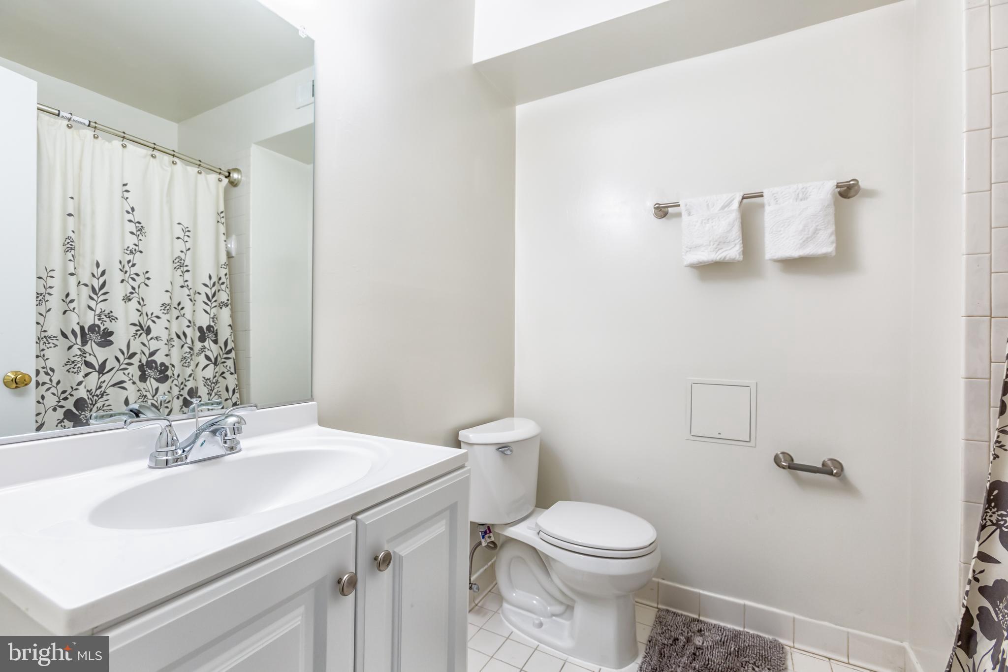 1408 Foxhall Road Northwest Washington, DC 20007 - Photo 26 of 33 Third bathroom