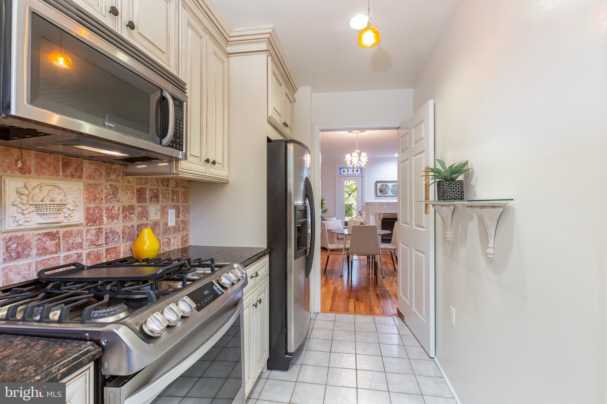 1408 Foxhall Road Northwest Washington, DC 20007 - Photo 9 of 33 Kitchen