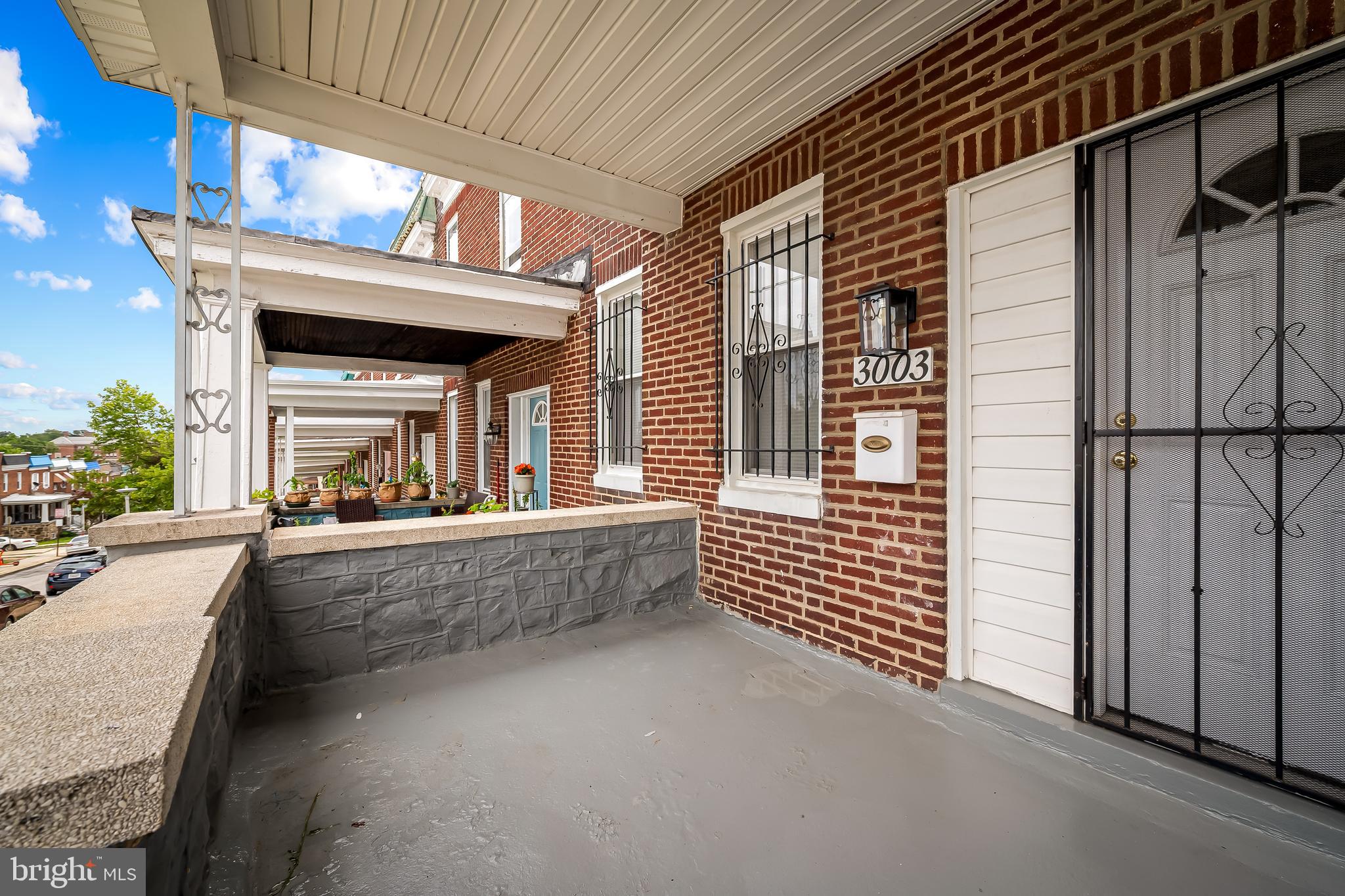 3003 Kentucky Avenue Baltimore, MD 21213 - Photo 2 of 32 a view of livingroom with furniture