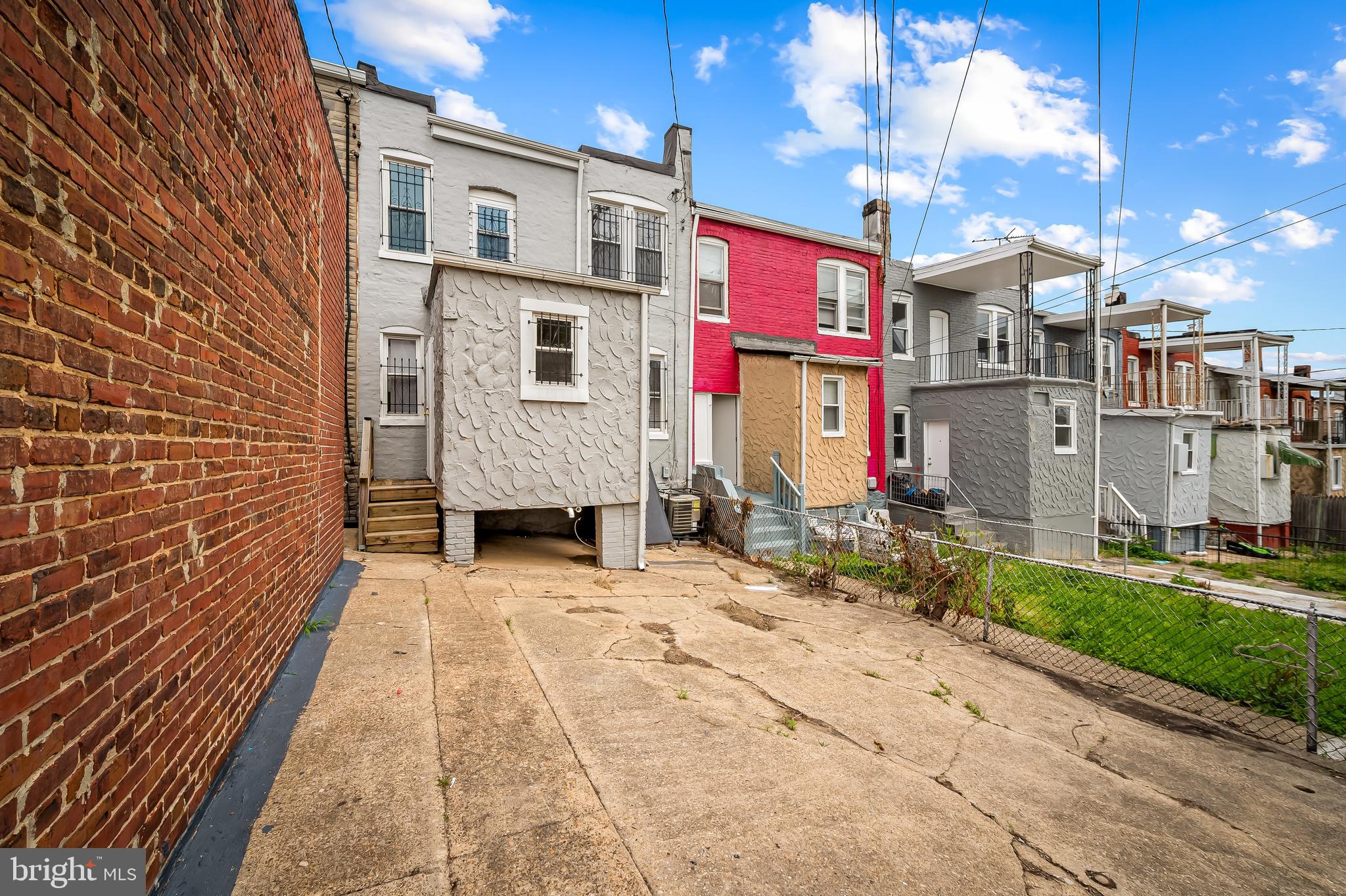3003 Kentucky Avenue Baltimore, MD 21213 - Photo 30 of 32 a view of a house with a yard
