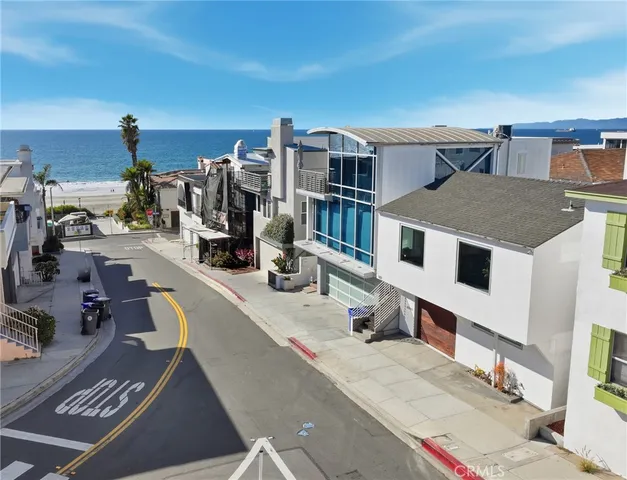 $2,995,000 | 137 15th Street, Manhattan Beach, CA 90266