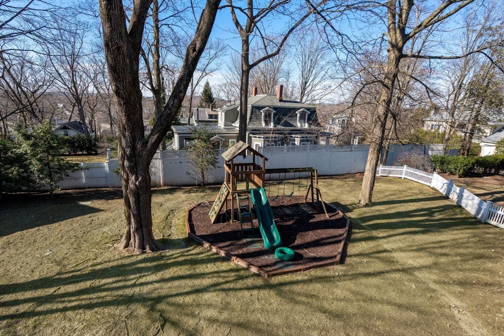 49 Shaw Street Newton, MA 02465 - Photo 21 of 24