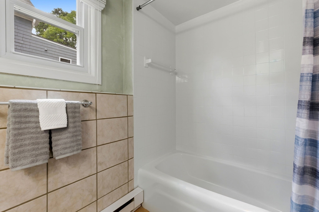 7 Taylor Street Saugus, MA 01906 - Photo 31 of 42