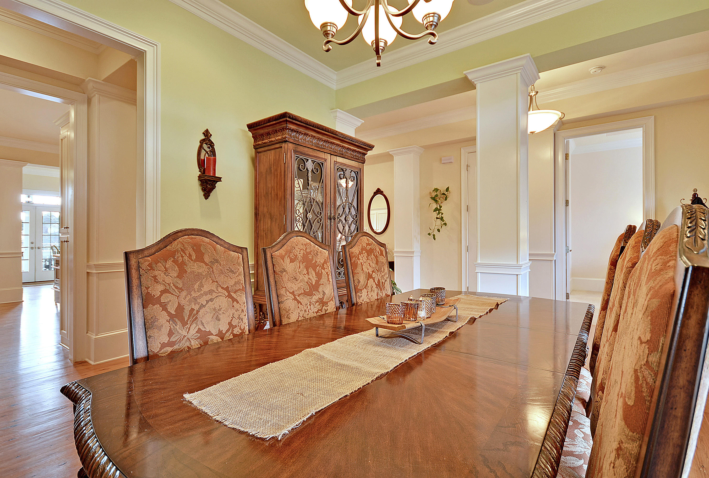 343 Commonwealth Road Mount Pleasant, SC 29466 - Photo 22 of 49 Formal Dining Room