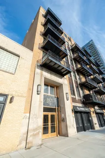 $249,000 | 1307 South Wabash Avenue, Unit 406, Chicago, IL 60605
