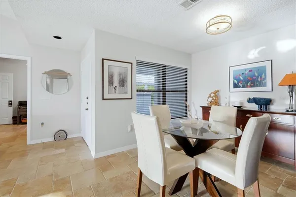 $260,000 | 260 Southampton Drive, Unit 312, Venice, FL 34293