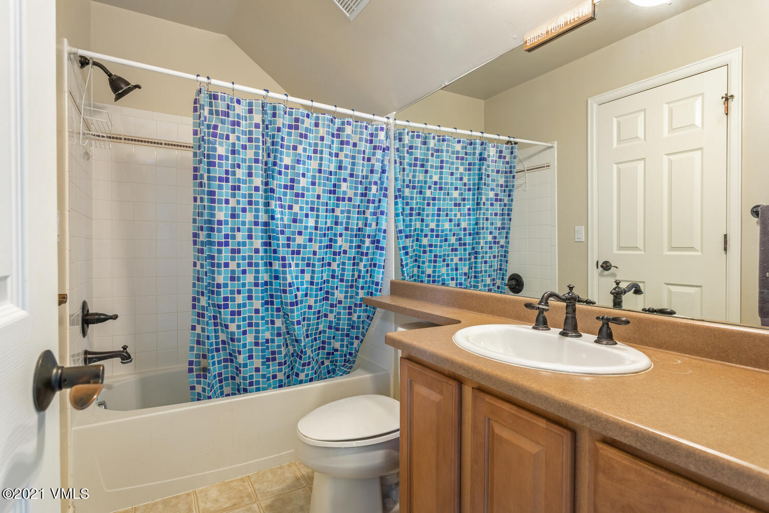 128 Eagle Ranch Road Eagle, CO 81631 - Photo 19 of 40 128 Eagle Ranch Rd-large-015-014-Bathroo