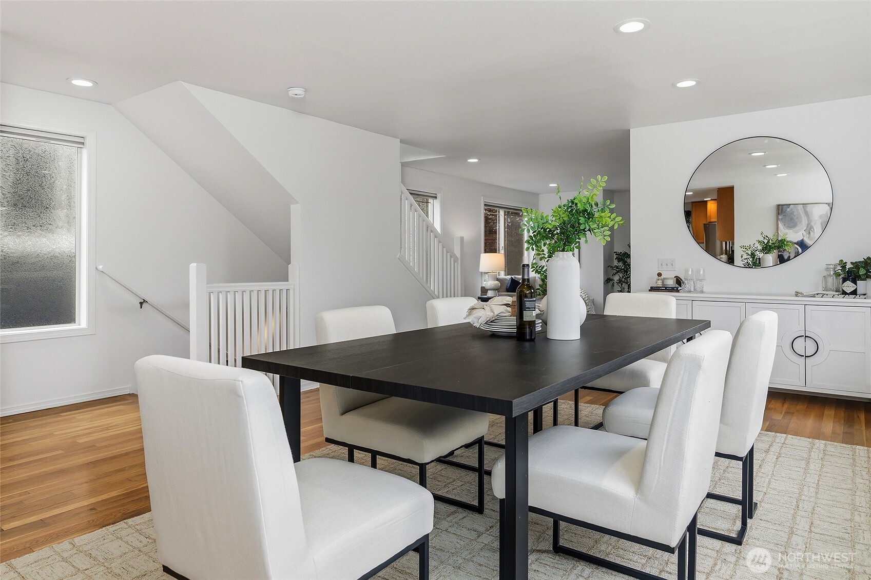 4054 54th Avenue Southwest Seattle, WA 98116 - Photo 11 of 40