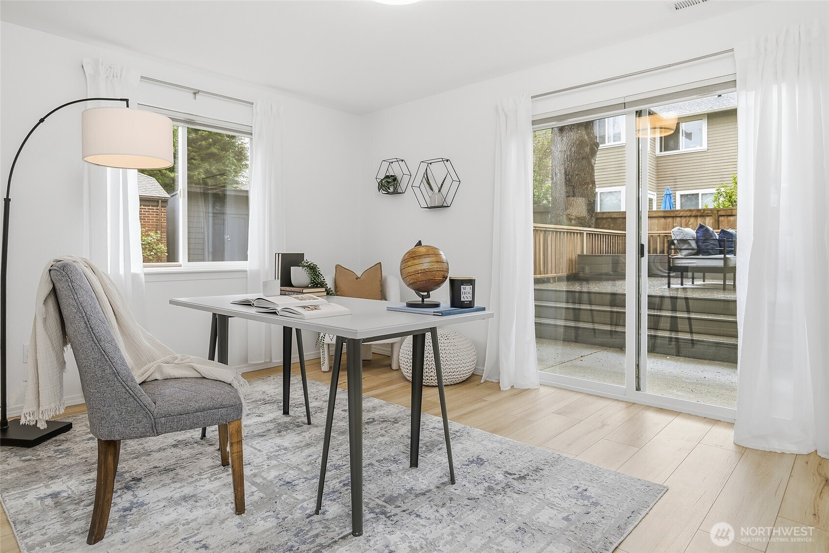 4054 54th Avenue Southwest Seattle, WA 98116 - Photo 26 of 40