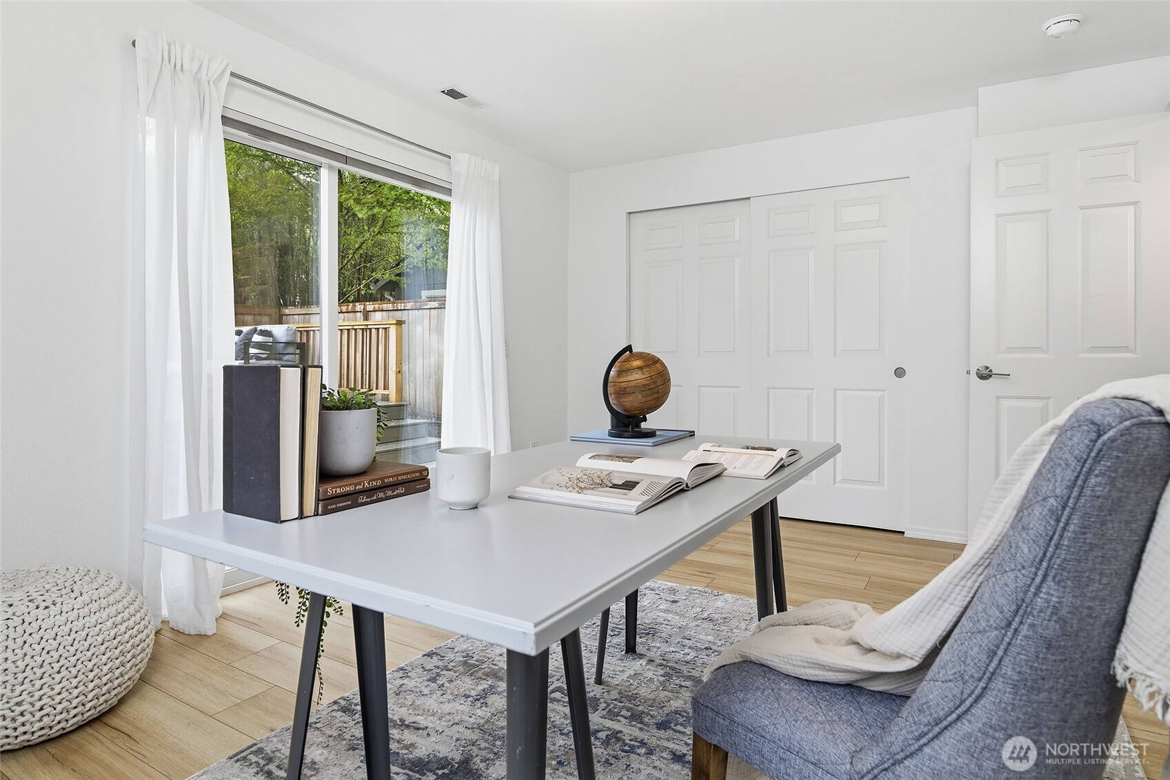 4054 54th Avenue Southwest Seattle, WA 98116 - Photo 28 of 40