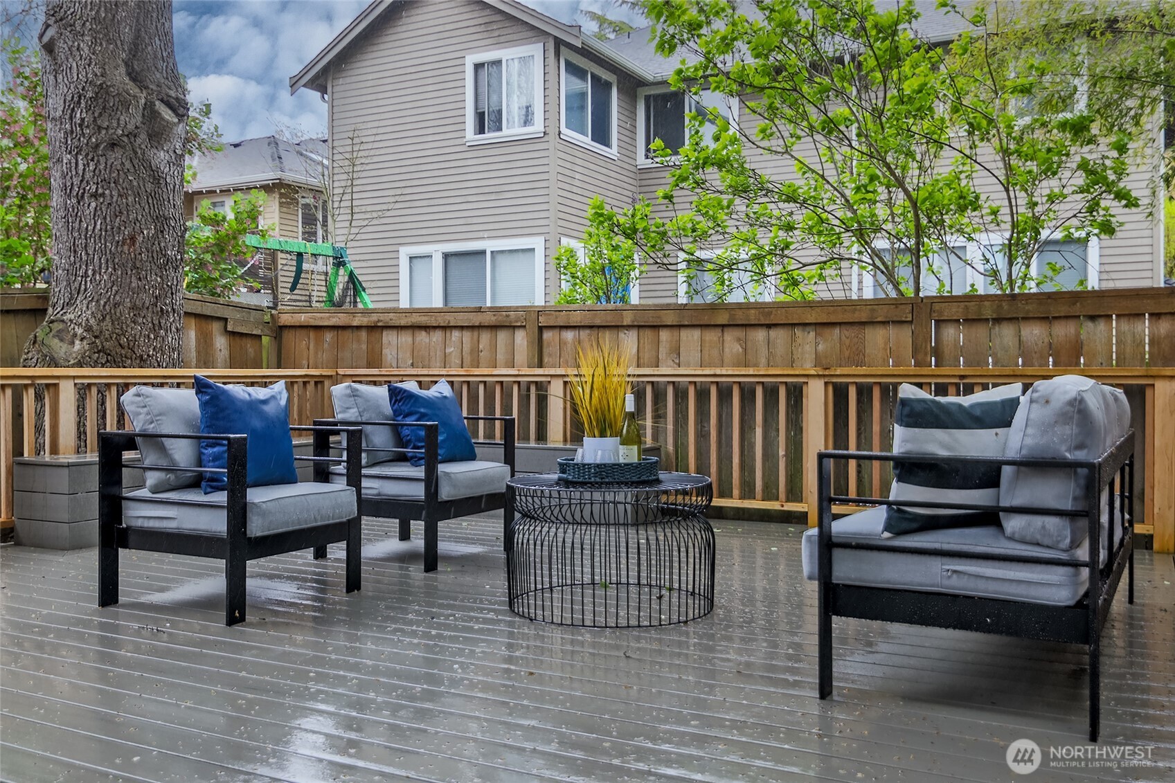4054 54th Avenue Southwest Seattle, WA 98116 - Photo 33 of 40