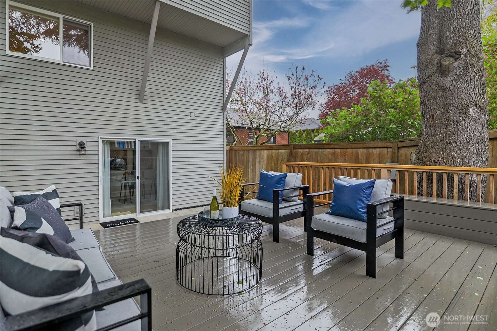 4054 54th Avenue Southwest Seattle, WA 98116 - Photo 34 of 40