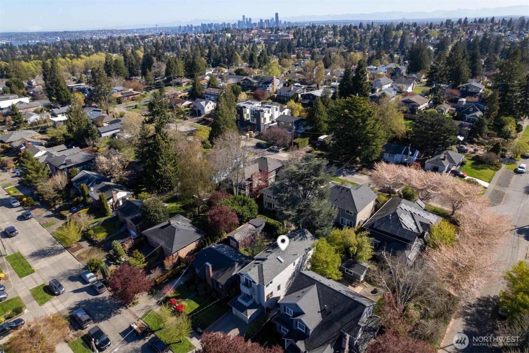 4054 54th Avenue Southwest Seattle, WA 98116 - Photo 38 of 40
