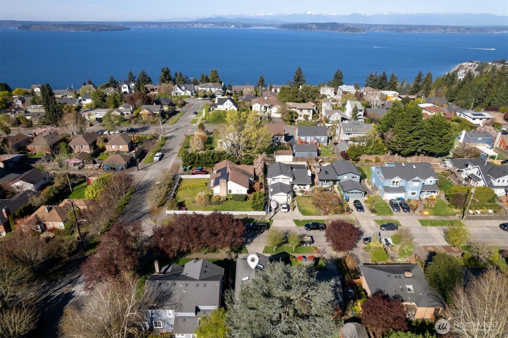 4054 54th Avenue Southwest Seattle, WA 98116 - Photo 39 of 40