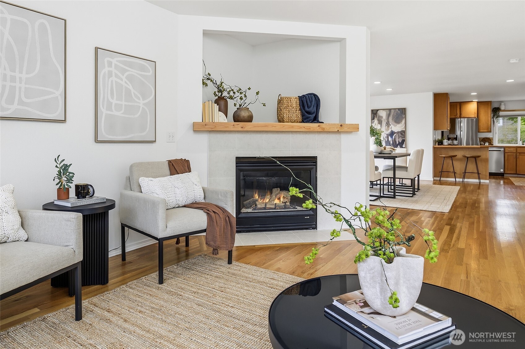 4054 54th Avenue Southwest Seattle, WA 98116 - Photo 6 of 40