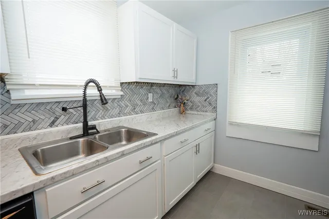 $270,000 | 1242 Oliver Street, North Tonawanda, NY 14120