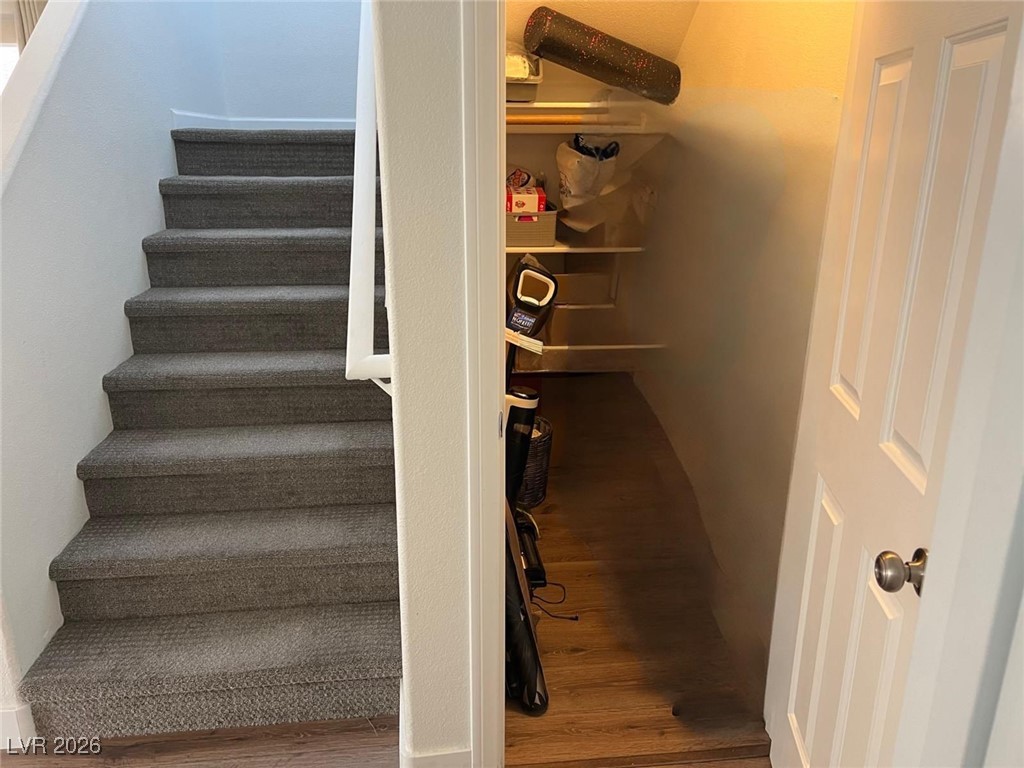 1141 Cathedral Ridge Street Henderson, NV 89052 - Photo 9 of 23