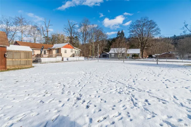 $299,000 | 8 4th Street, Godeffroy, NY 12729