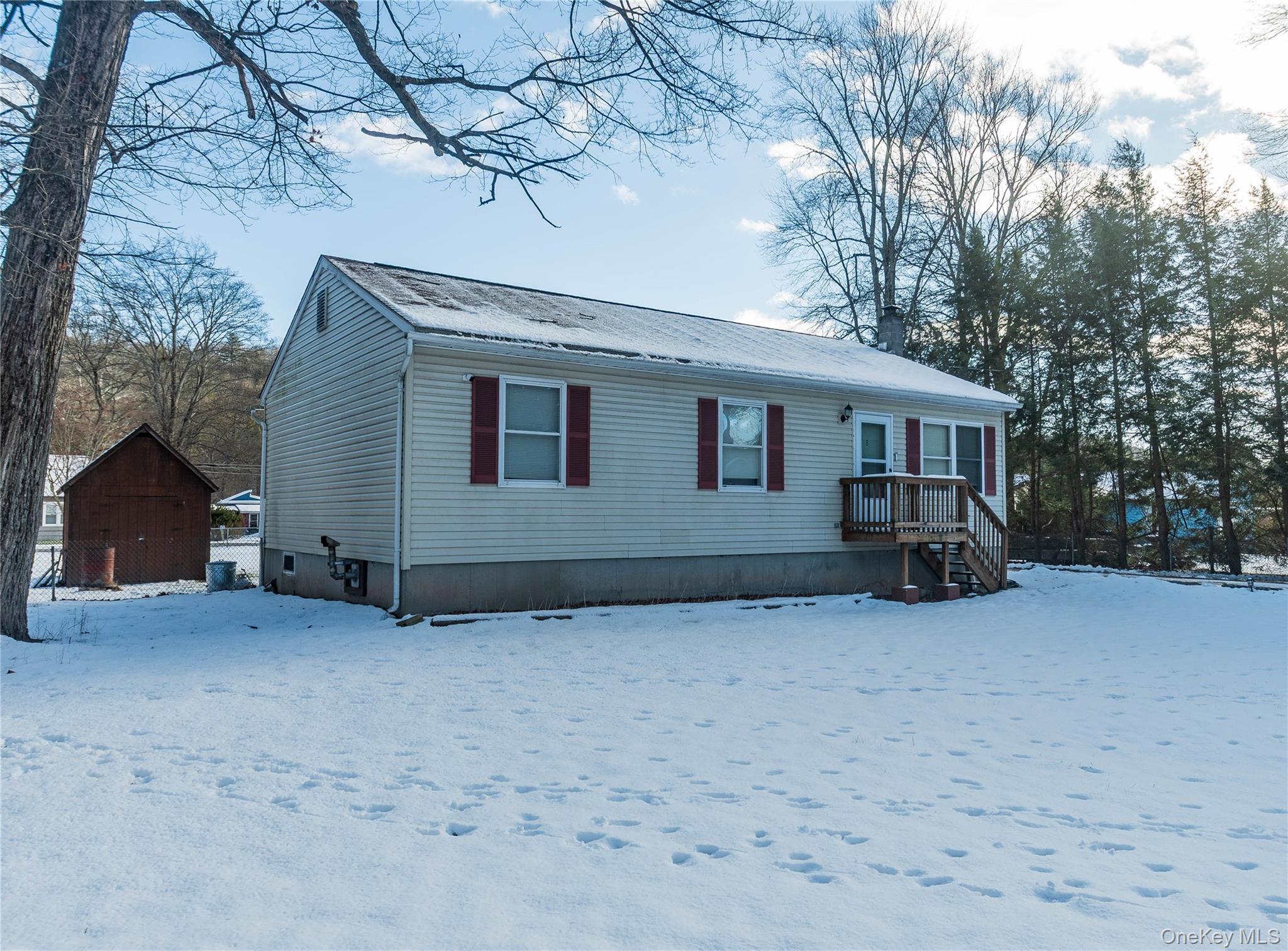 8 4th Street Godeffroy, NY 12729 - Photo 3 of 39