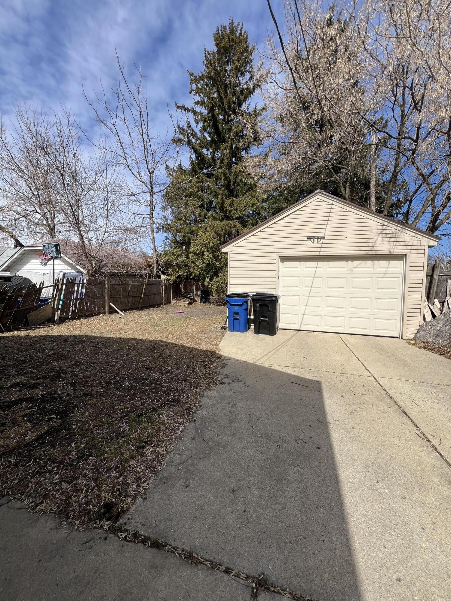 1112 Romayne Avenue Racine, WI 53402 - Photo 11 of 11 Garage and Yard