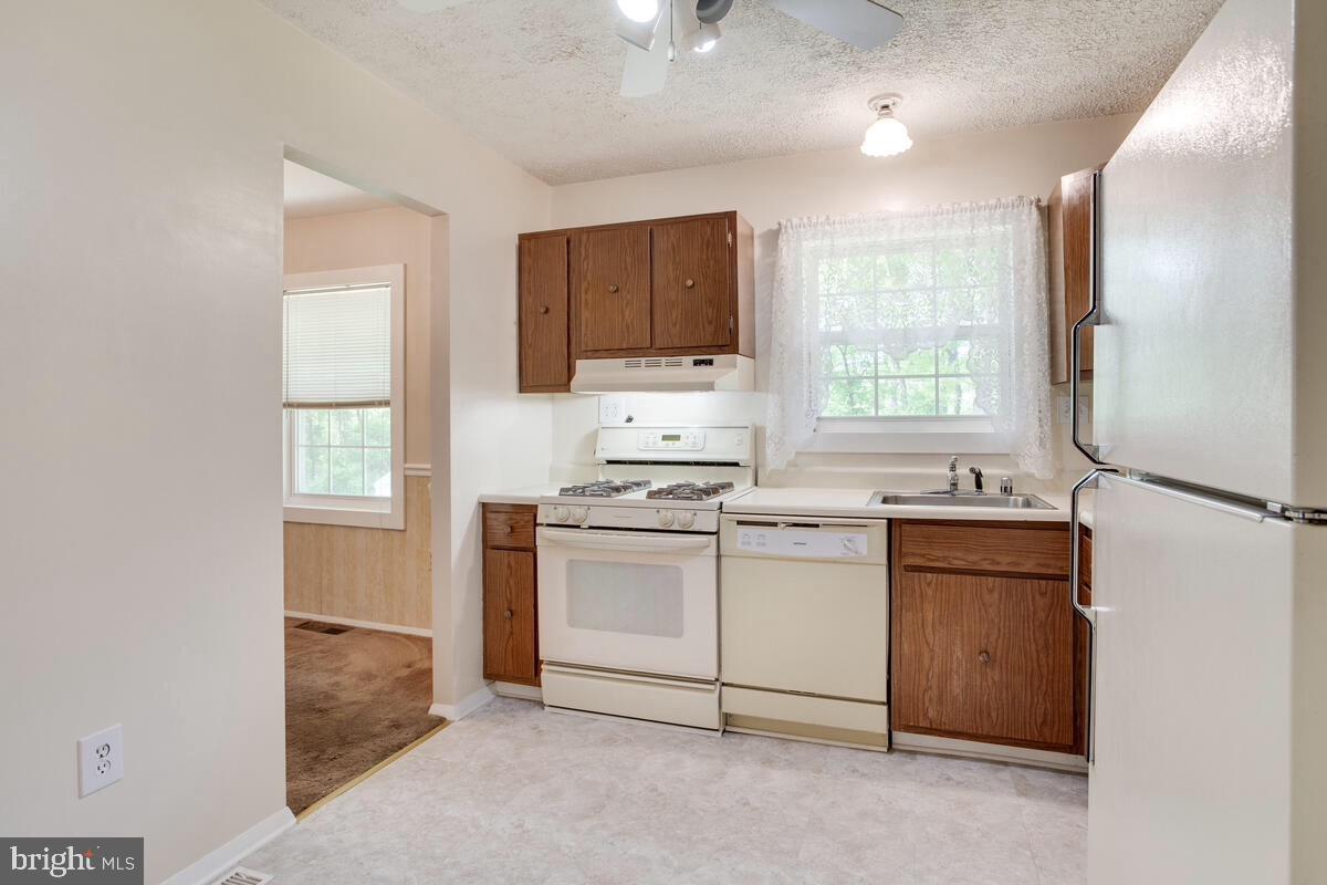1110 Harvard Road Waldorf, MD 20602 - Photo 15 of 41 Gallery Image 15