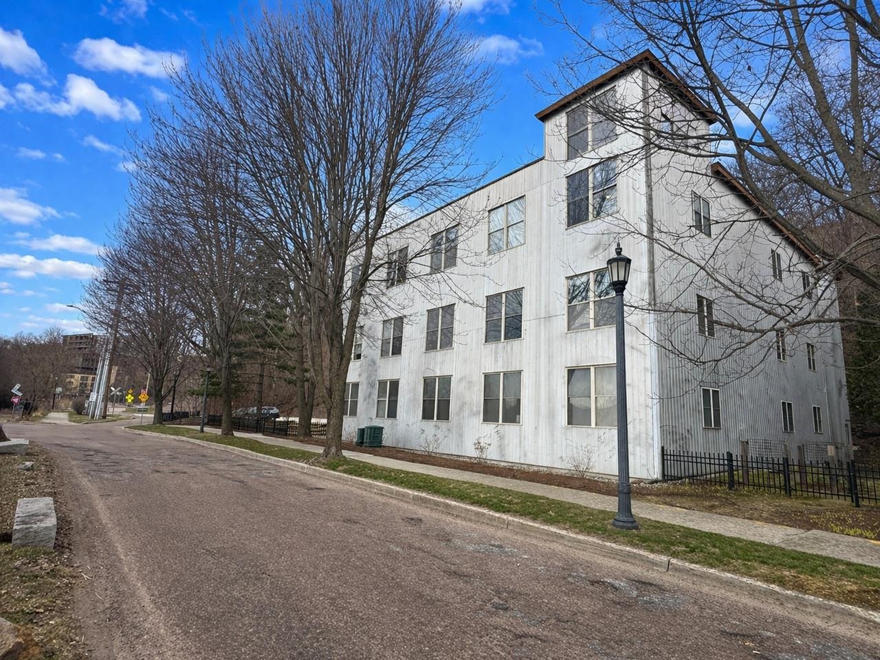 216 Lake Street, Unit 303 Burlington, VT 05401 - Photo 26 of 40