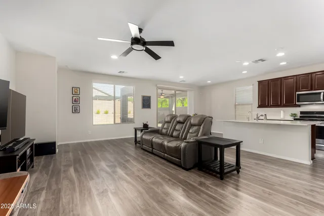 $590,000 | 7104 West Spur Drive, Peoria, AZ 85383