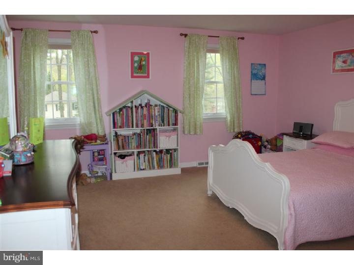 712 Malin Road Newtown Square, PA 19073 - Photo 10 of 21 Gallery Image 10