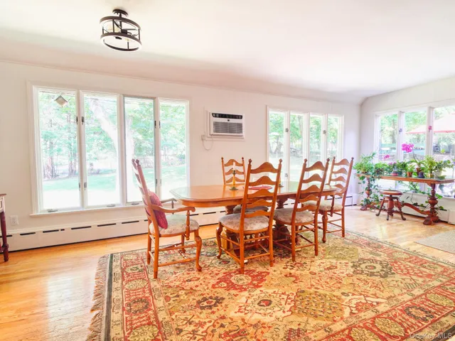 $999,950 | 10 Linda Drive, Montebello, NY 10901