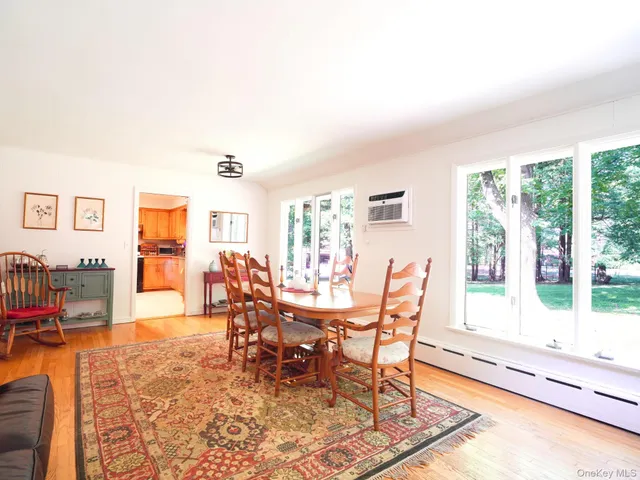 $999,950 | 10 Linda Drive, Montebello, NY 10901