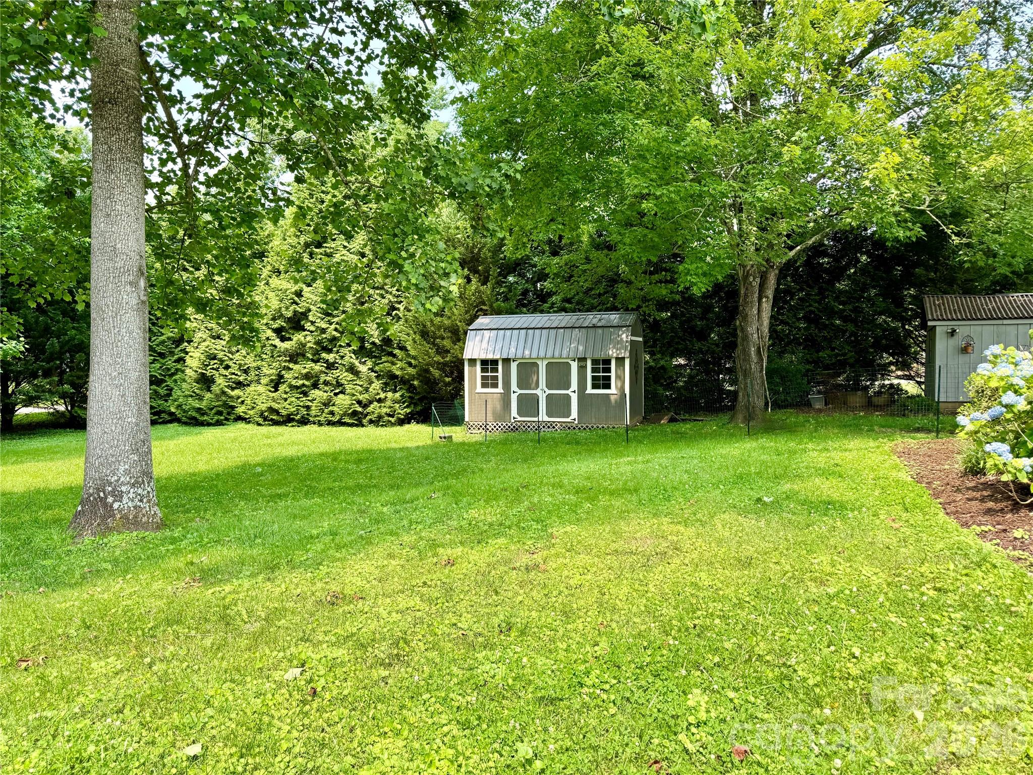 4897 Calico Road Lenoir, NC 28645 - Photo 34 of 38