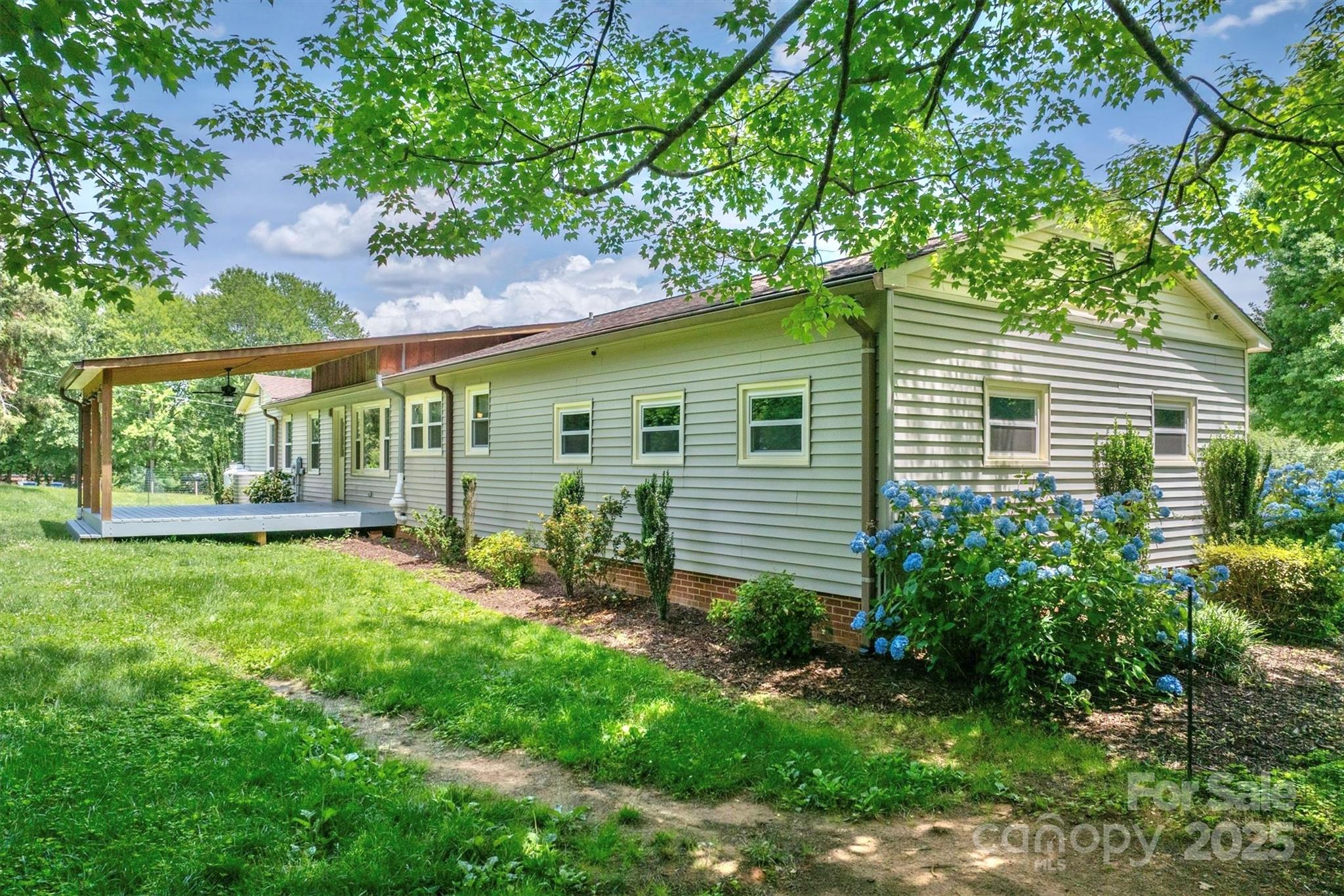 4897 Calico Road Lenoir, NC 28645 - Photo 7 of 35