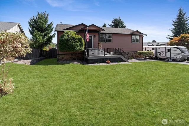 $699,999 | 25329 103rd Avenue East, Graham, WA 98338