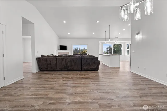 $699,999 | 25329 103rd Avenue East, Graham, WA 98338