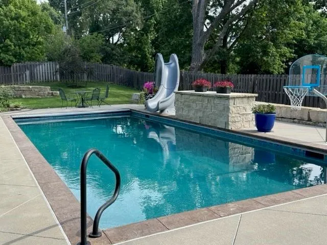 $1,125,000 | 317 Camelot Drive, Liberty, MO 64068